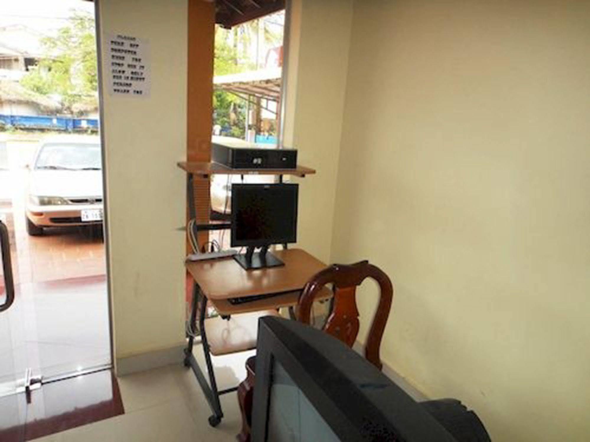 Nyny Hotel Kampot Exteriör bild