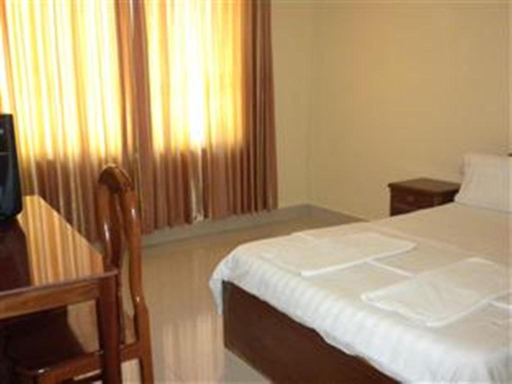 Nyny Hotel Kampot Rum bild