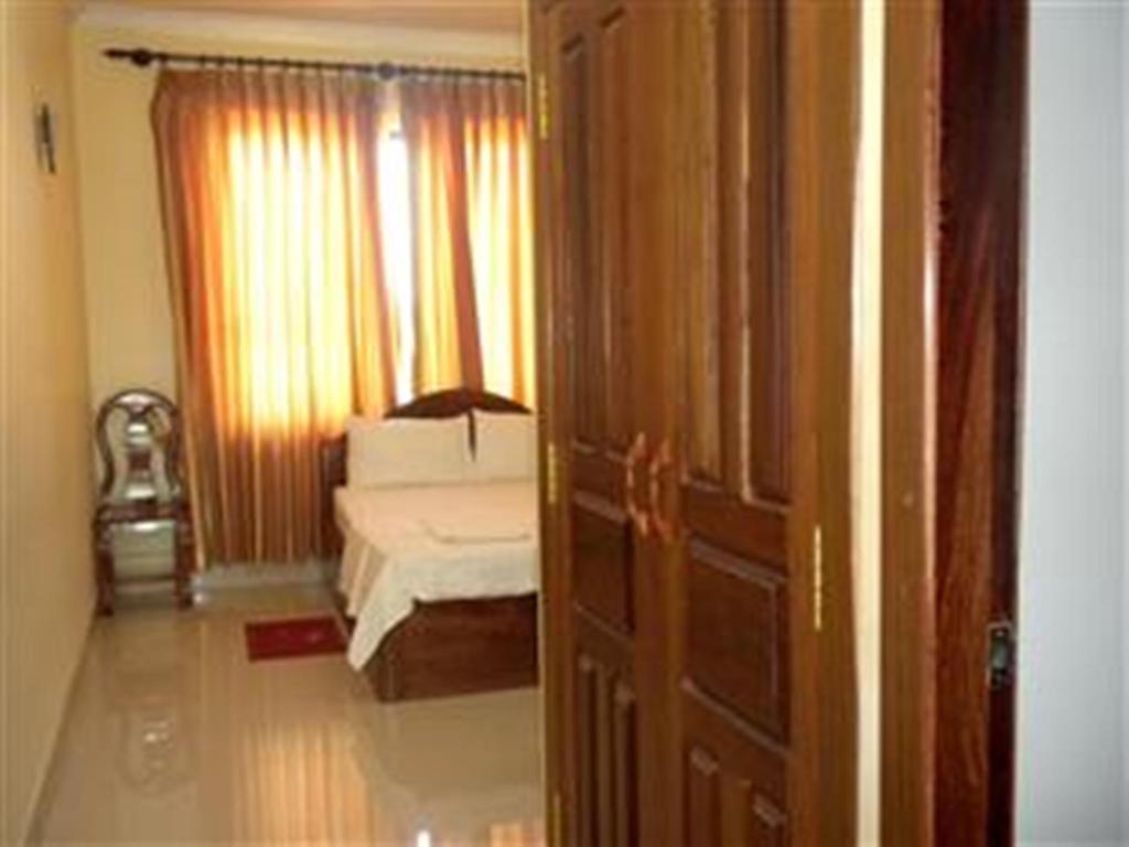 Nyny Hotel Kampot Rum bild